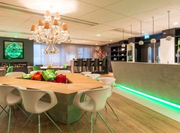 entree en de kantine bij Van der Laan elektrotechniek